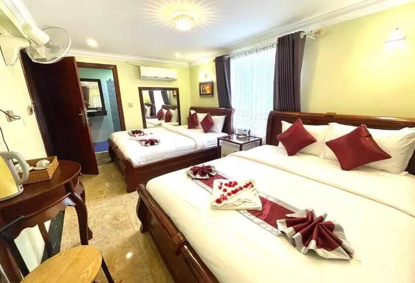 پانسیون Ahha Boutique Kampot