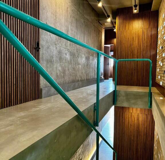 پانسیون Bindi