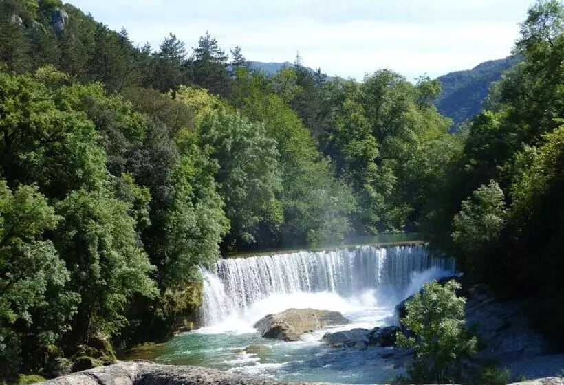 Majatalo Cadierecevenne