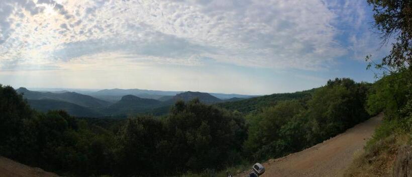 بنسيون Cadierecevenne