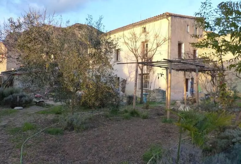 Majatalo Cadierecevenne