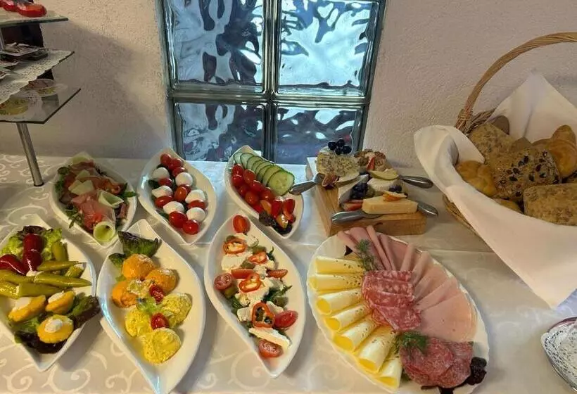 پانسیون Club Villa