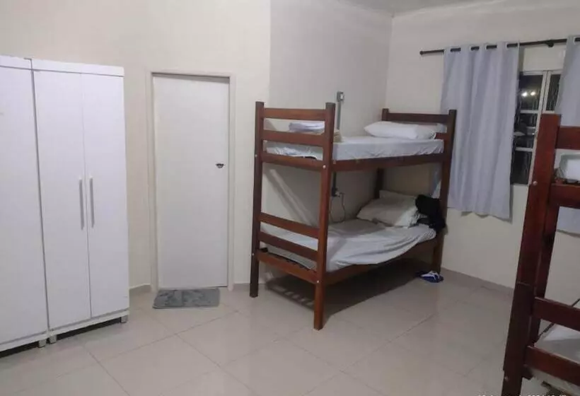 ペンション Goiânia Hostel