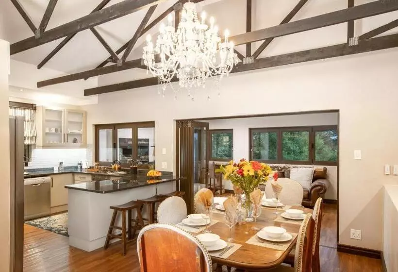 Majatalo Guesthouse Fort Knox