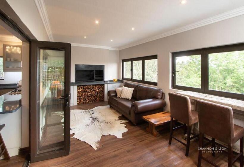 פנסיון Guesthouse Fort Knox