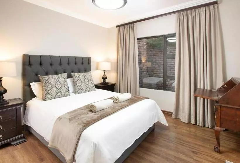 Majatalo Guesthouse Fort Knox