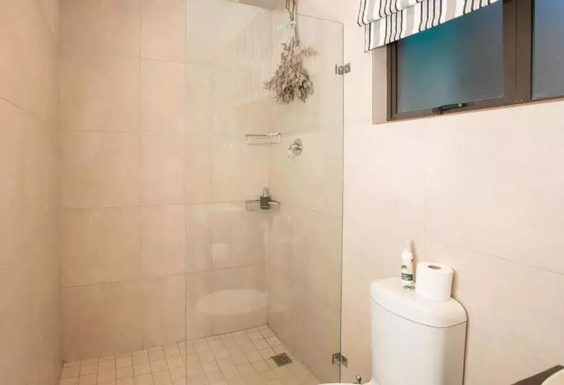 Majatalo Guesthouse Fort Knox