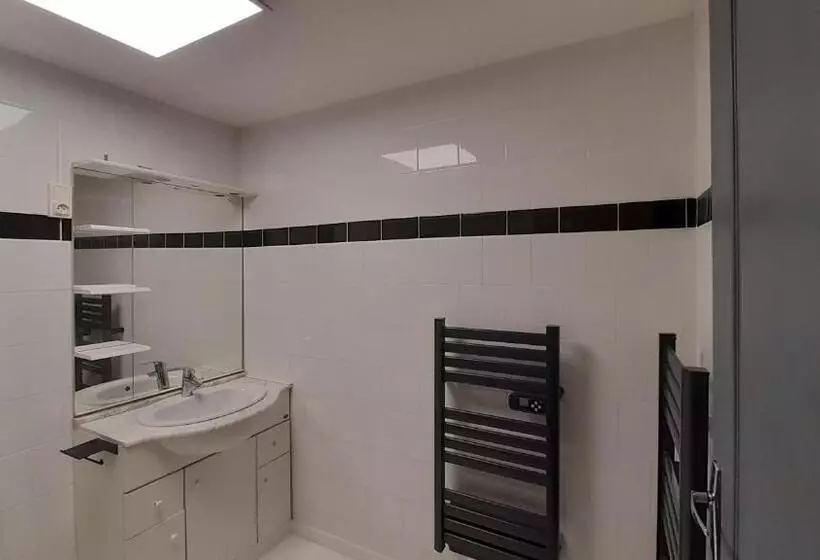 Majatalo Le Clos Des Quatre Lieues