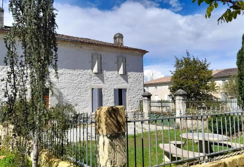 Пансион Le Clos Des Quatre Lieues