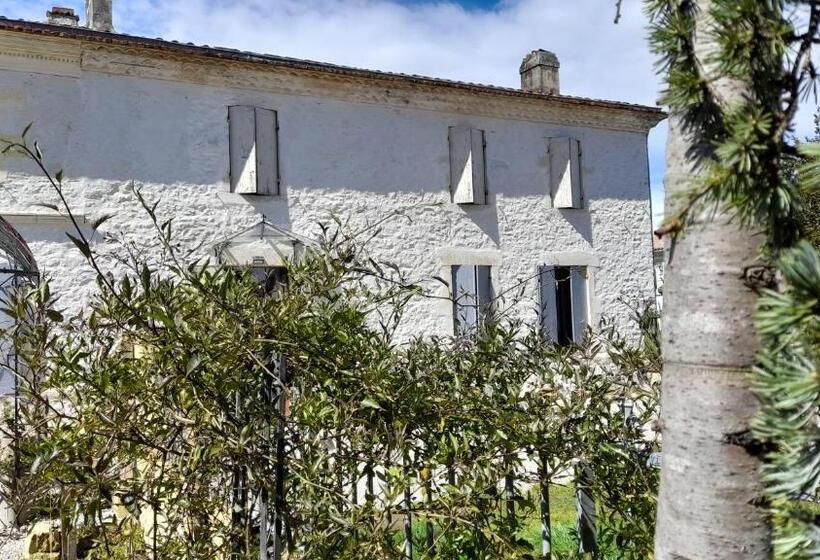 Пансион Le Clos Des Quatre Lieues