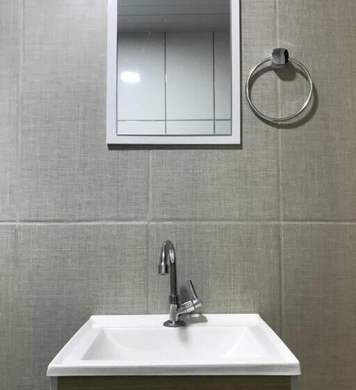 بنسيون Microcasa Completa No Centro