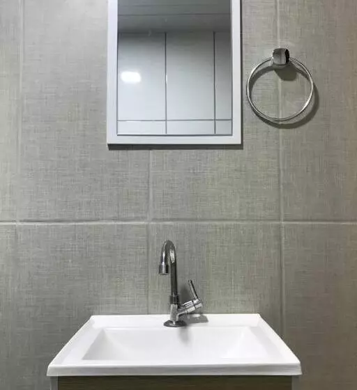 ペンション Microcasa Completa No Centro
