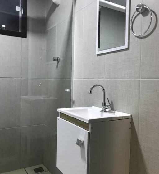 بنسيون Microcasa Completa No Centro