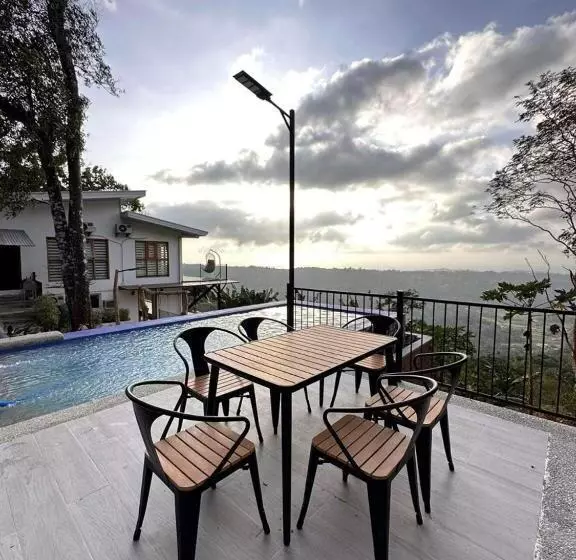 ペンション Veronica View Guesthouse