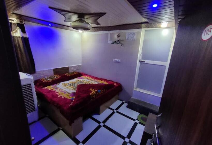 Tamrakar Hotel And Restaurant