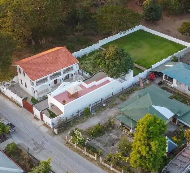 تختخواب و صبحانه Mija Casita