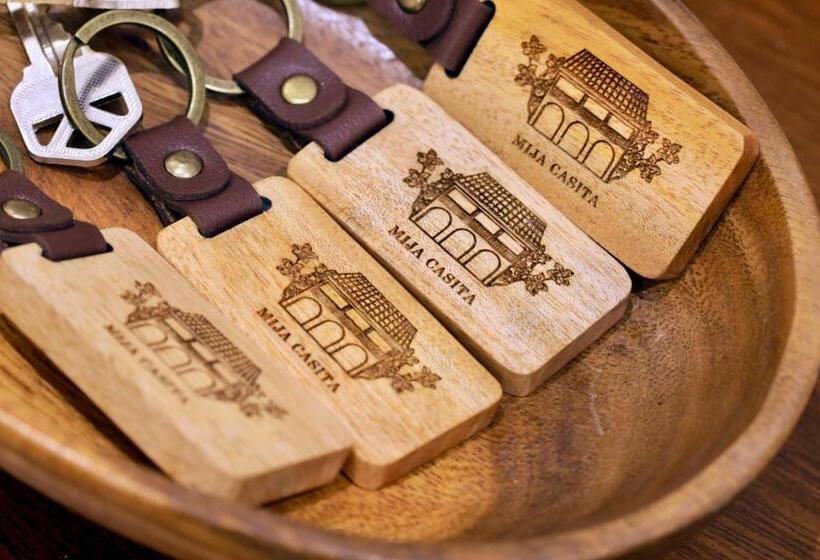 Bed and Breakfast Mija Casita