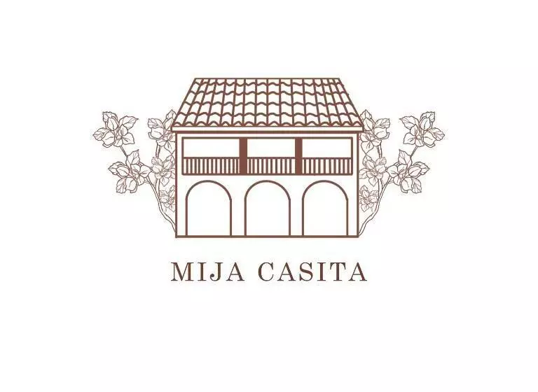 تختخواب و صبحانه Mija Casita