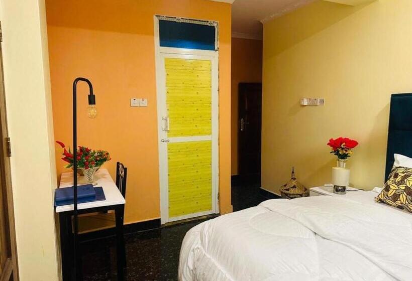 تختخواب و صبحانه The Central Heartbeat Haven Intercity