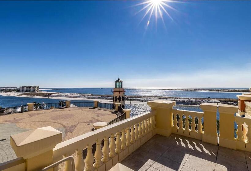 Bright, Corner Unit With Incredible Gulf And Sunset Views!