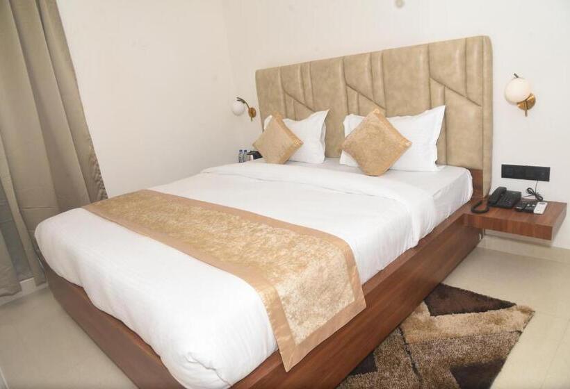 Hotel Lawang Signage