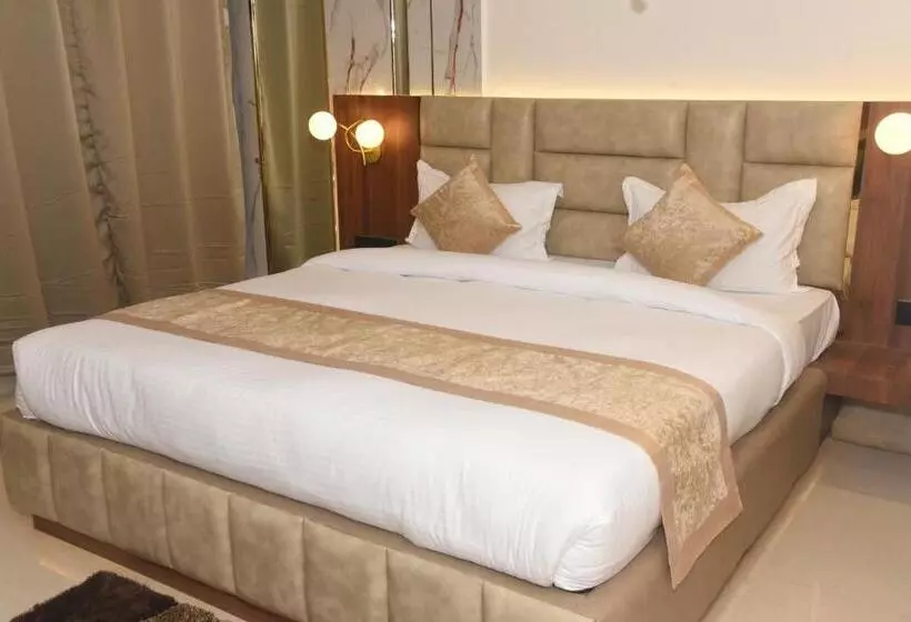 Hotelli Lawang Signage