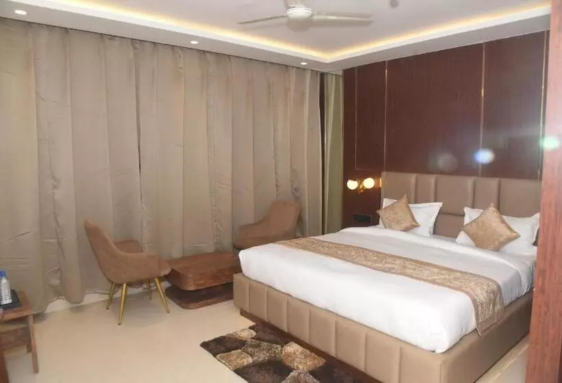 Hotelli Lawang Signage