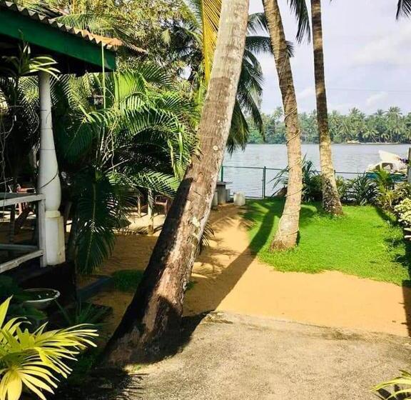 فندق River Paradise