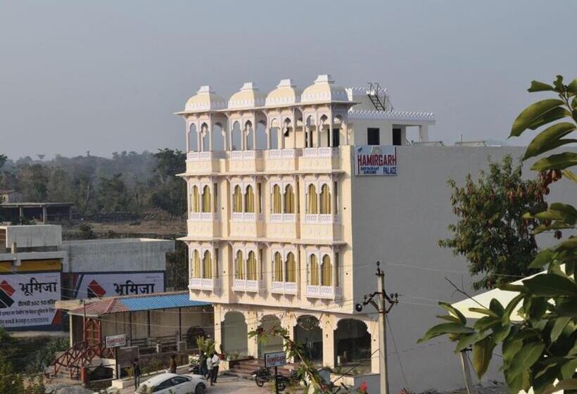 בית מלון כפרי The Hamirgarh Palace