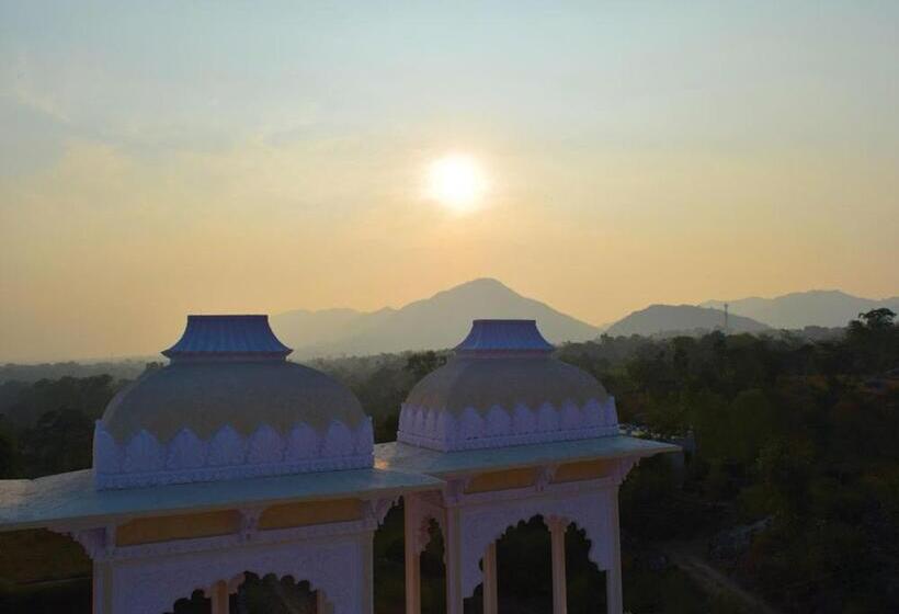 בית מלון כפרי The Hamirgarh Palace