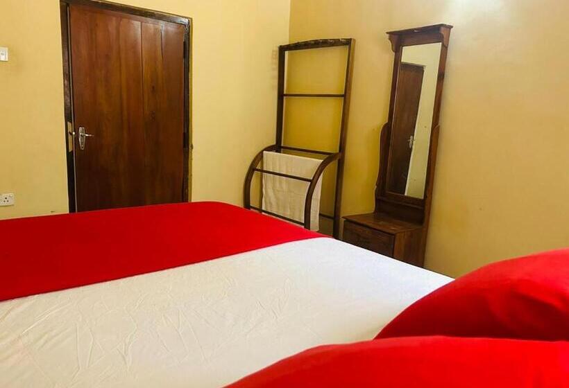 Пансион Four Seasons Villa