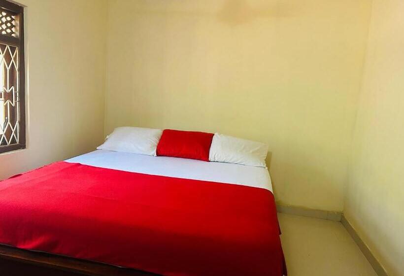 Пансион Four Seasons Villa