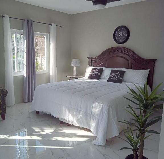 پانسیون Sashamani Ville