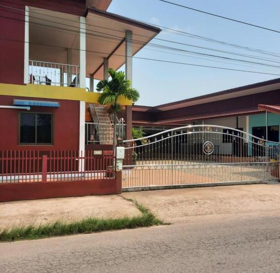 פנסיון Vanessa Guest House