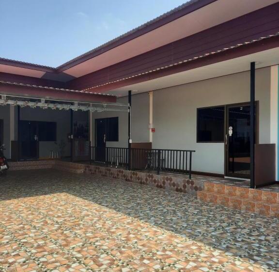 פנסיון Vanessa Guest House