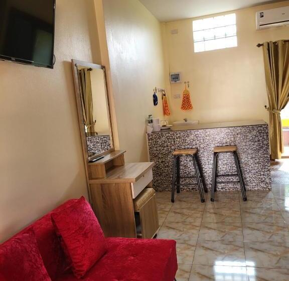 פנסיון Vanessa Guest House