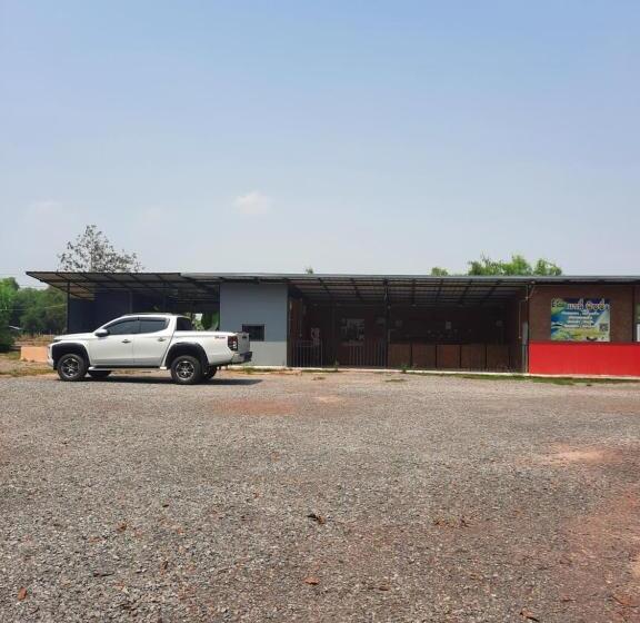 פנסיון Vanessa Guest House