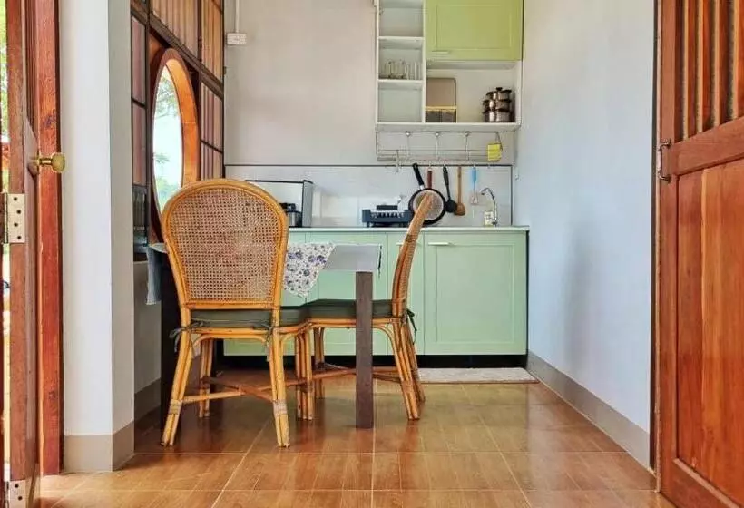 Aamiaismajoitus (B&B) พรพนาฮิลล์รีสอร์ท