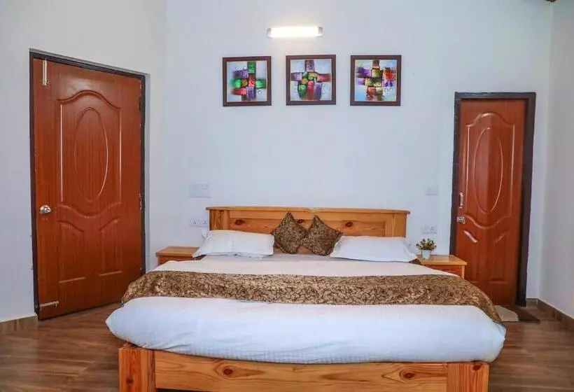 Aamiaismajoitus (B&B) Aaryam Villa