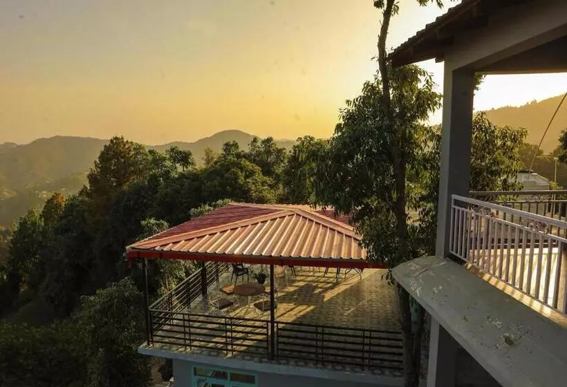 Aamiaismajoitus (B&B) Aaryam Villa