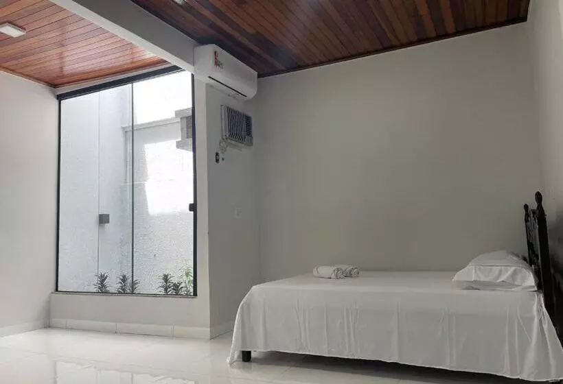 ベッドアンドブレックファースト Cama & Café Parecis