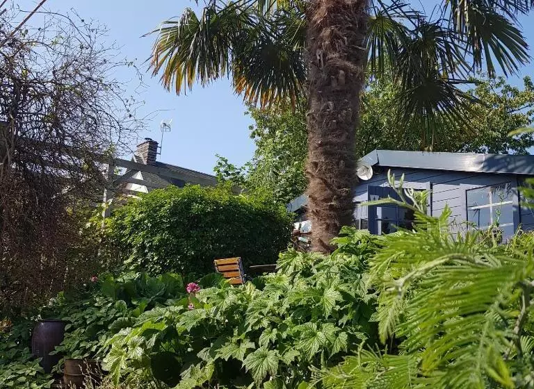 Aamiaismajoitus (B&B) Le Jardin