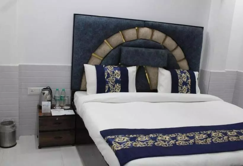 Hotelli Avexia Kanha Residency