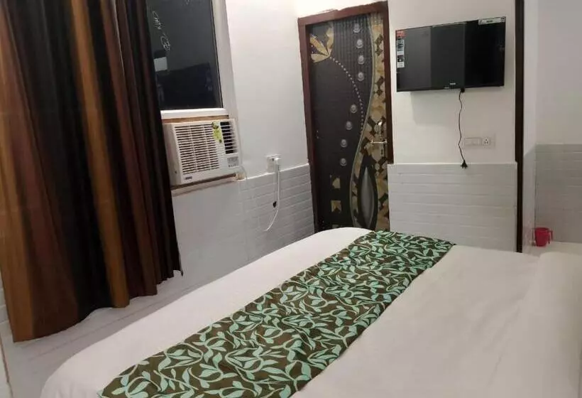 Hotelli Avexia Kanha Residency