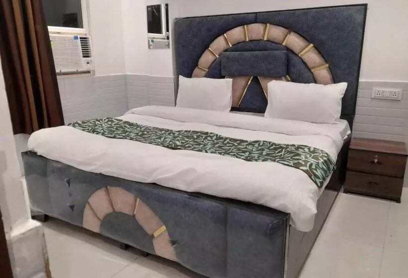 Hotelli Avexia Kanha Residency