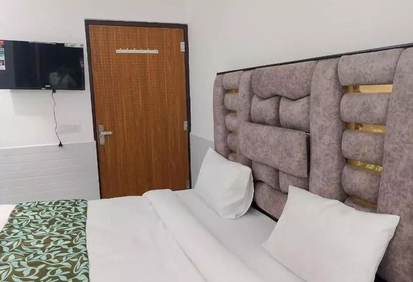 Hotelli Avexia Kanha Residency