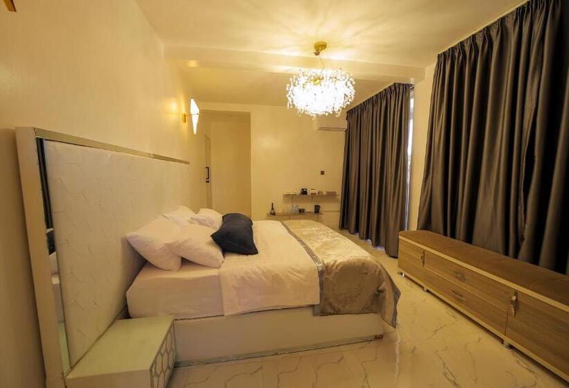 هتل El Amo Lakeview Villa