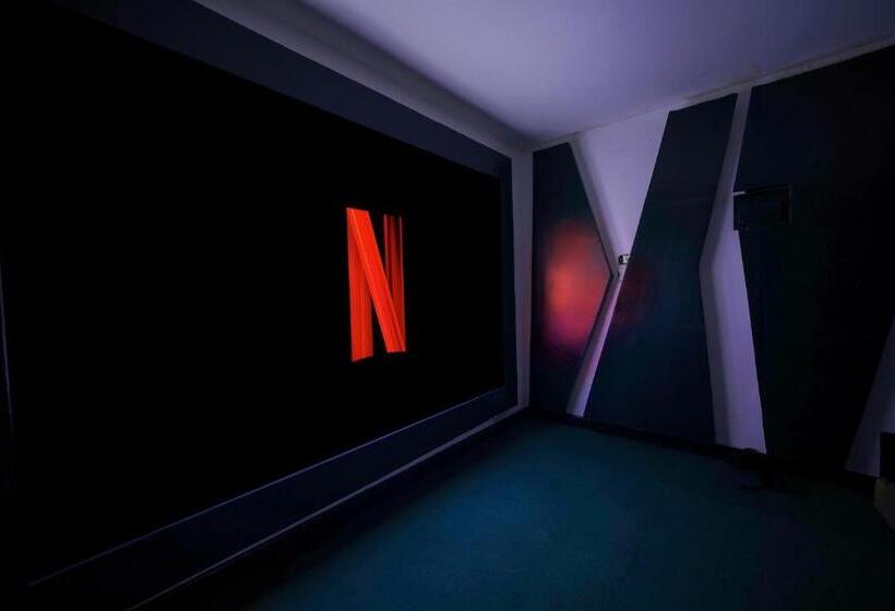 هتل El Amo Lakeview Villa