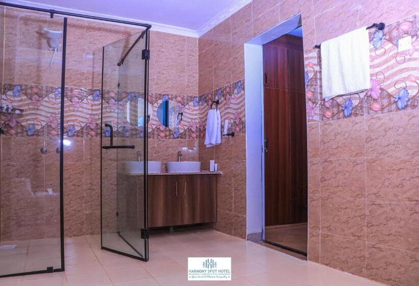 هتل Harmony Spot