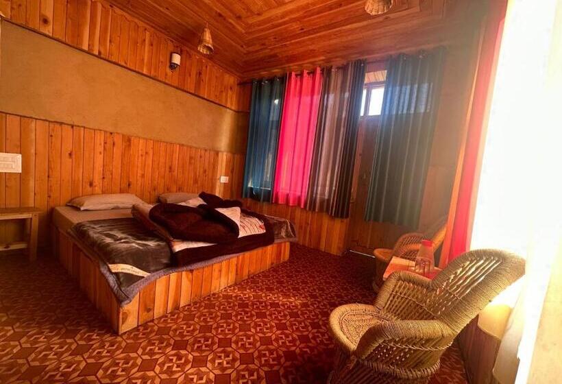 בית מלון כפרי Hillside Hideaway